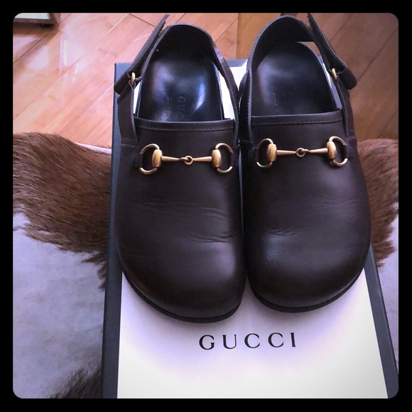 extra wide black sandals